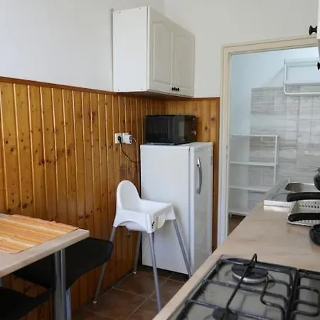 Prestige Apartman Miskolc Exterior photo